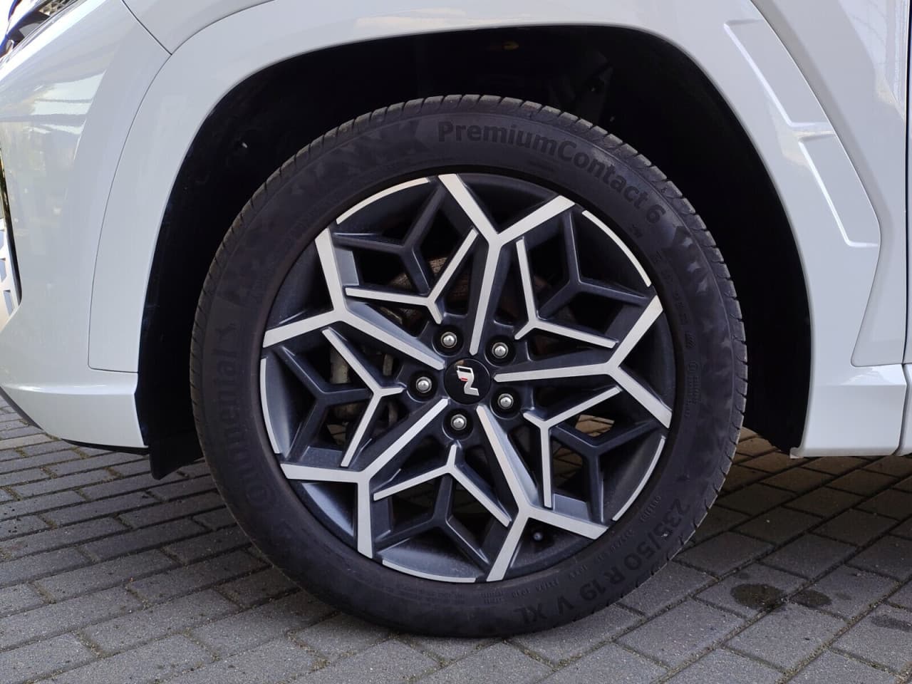 Hyundai Tucson - zdjęcie 10