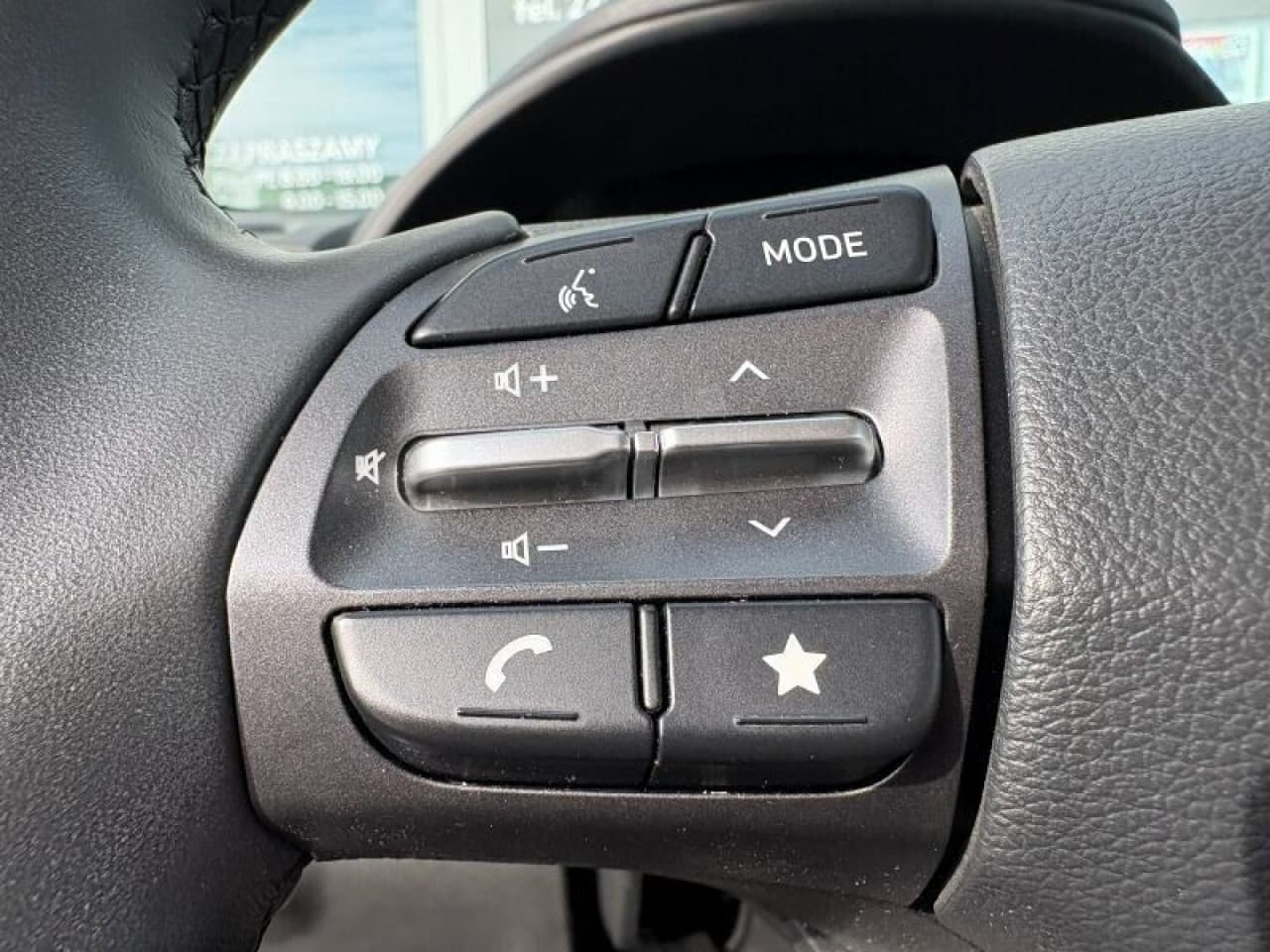 Hyundai Kona - zdjęcie 20